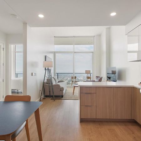 Luxury Penthouse With Stunning Views Hotel Los Angeles Exterior photo